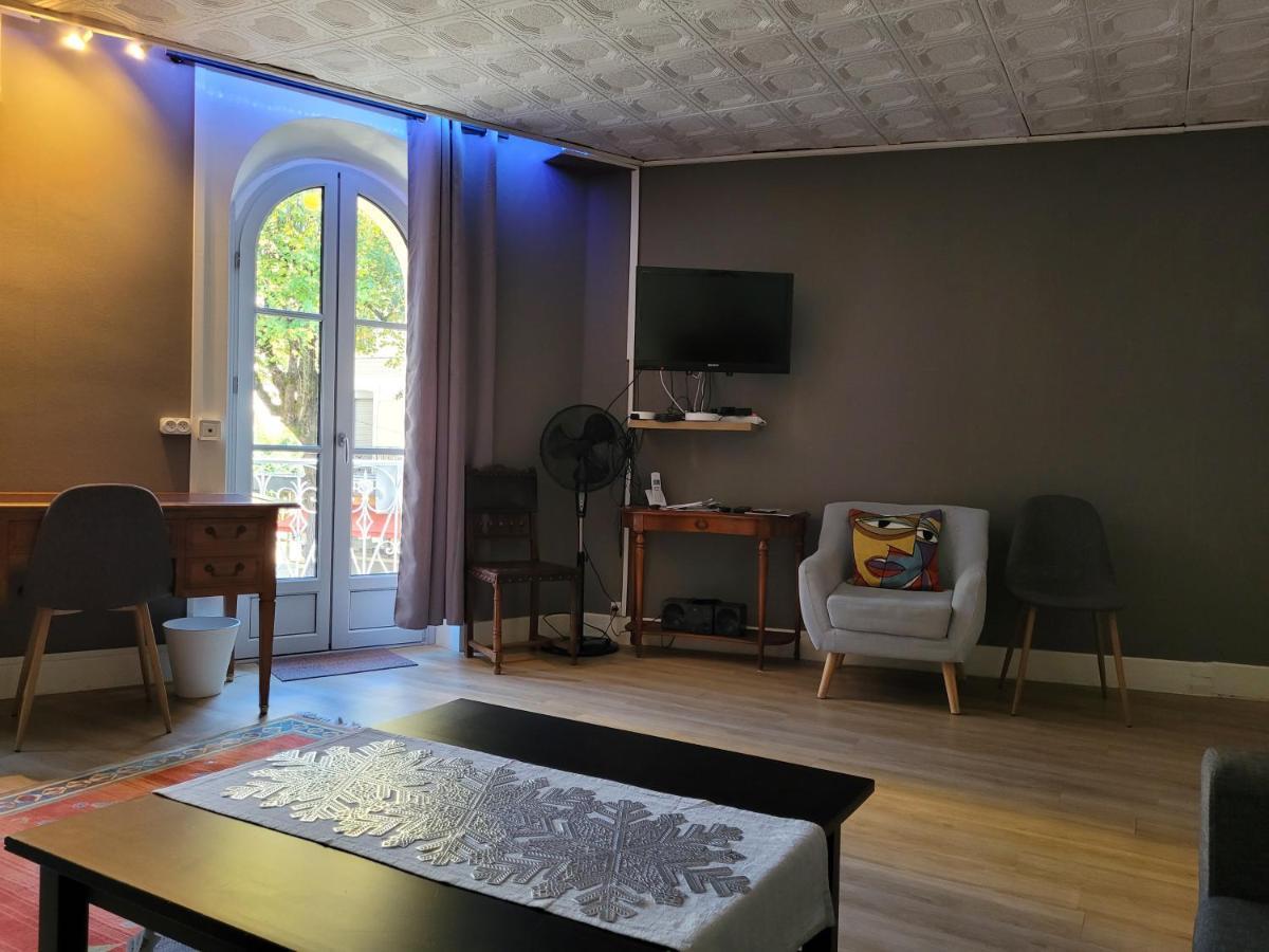 Bel Appartement Bagneres De Luchon Centre エクステリア 写真